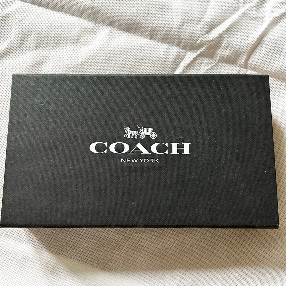 Coach Blossom XR Phone Case NWT - Image 6