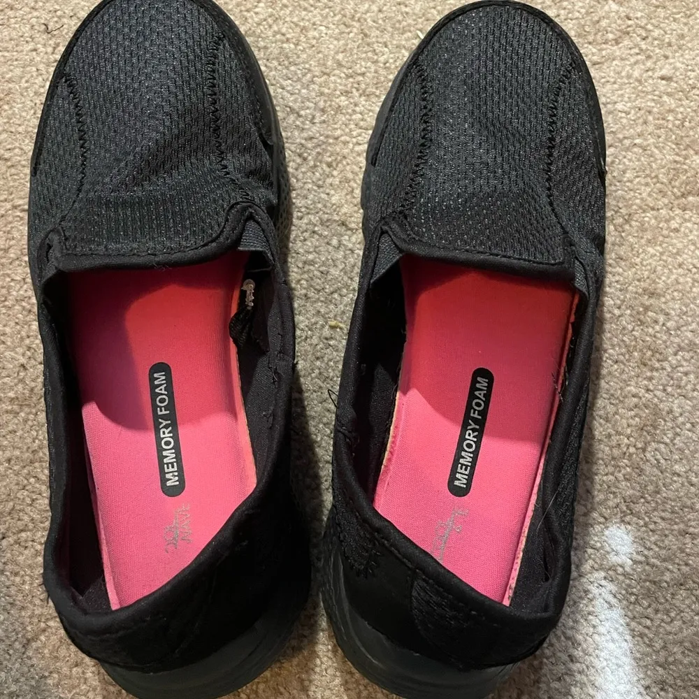 Women's  Knit Slip on Shoe - Image 3