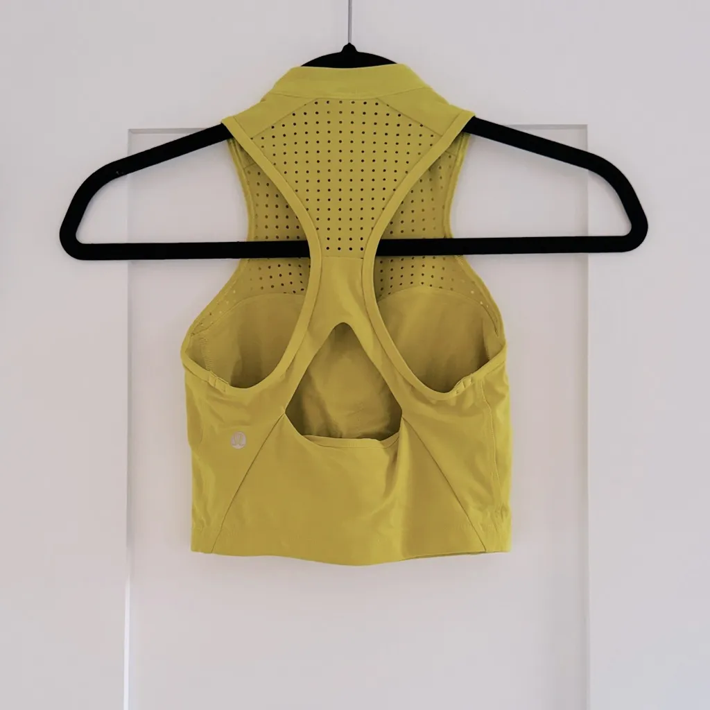 Lululemon Unleash Strength Bra Medium Support,  Yellow Serpentine Size 2 Gym - Image 6