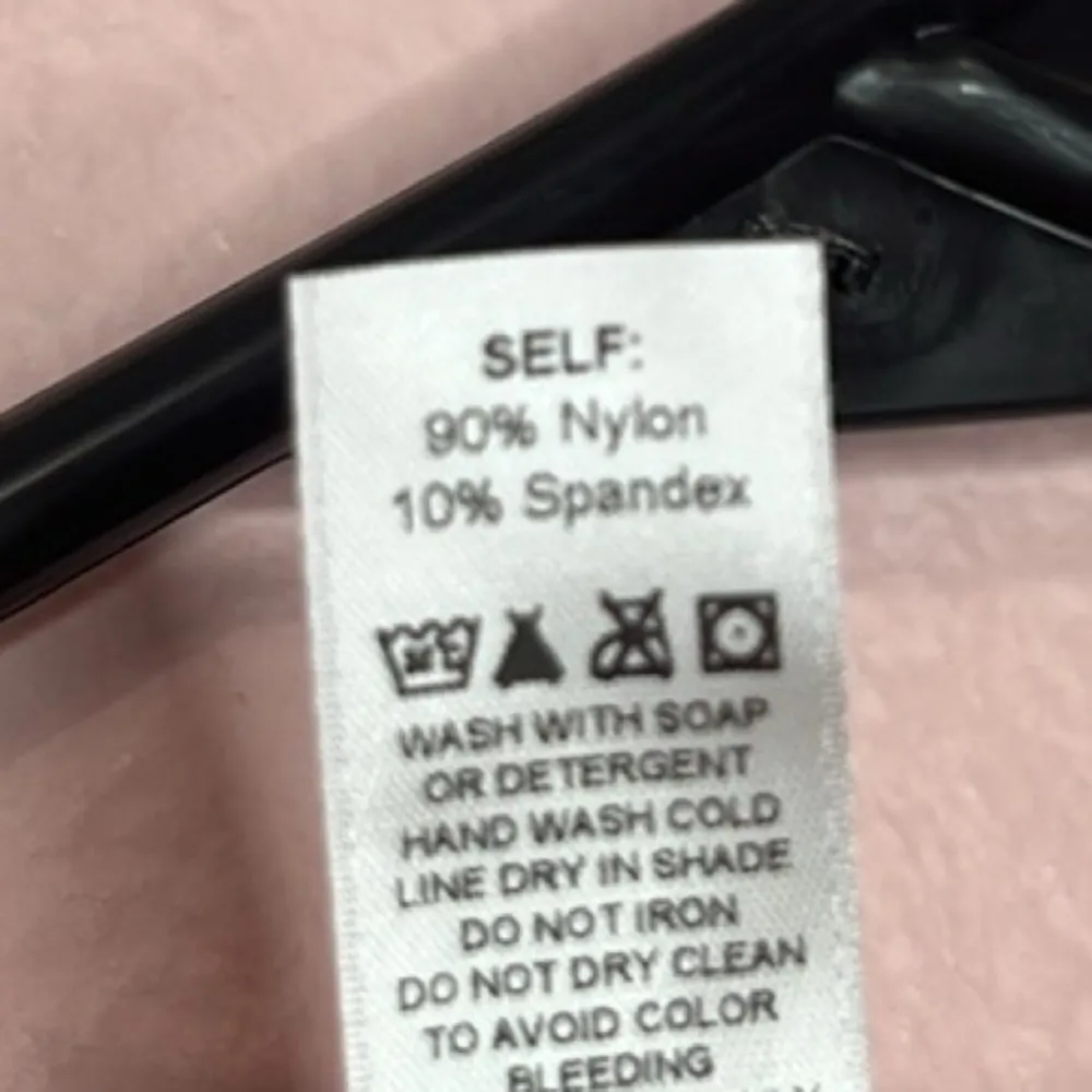 WET Ethical Norah Swim Top In Rose Stars . Size L Pink Size L - Image 6