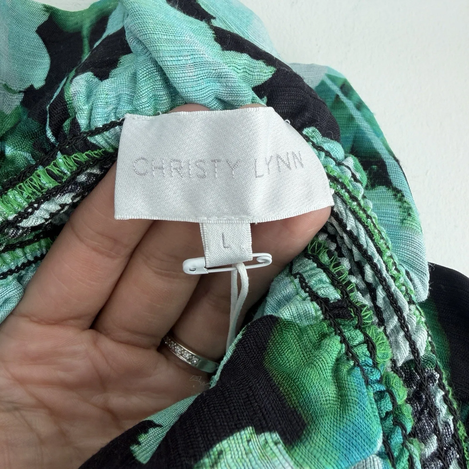 Christy Lynn Top Large Blue Black Floral Off Shoulder Blouse Romantic Feminine - Image 5