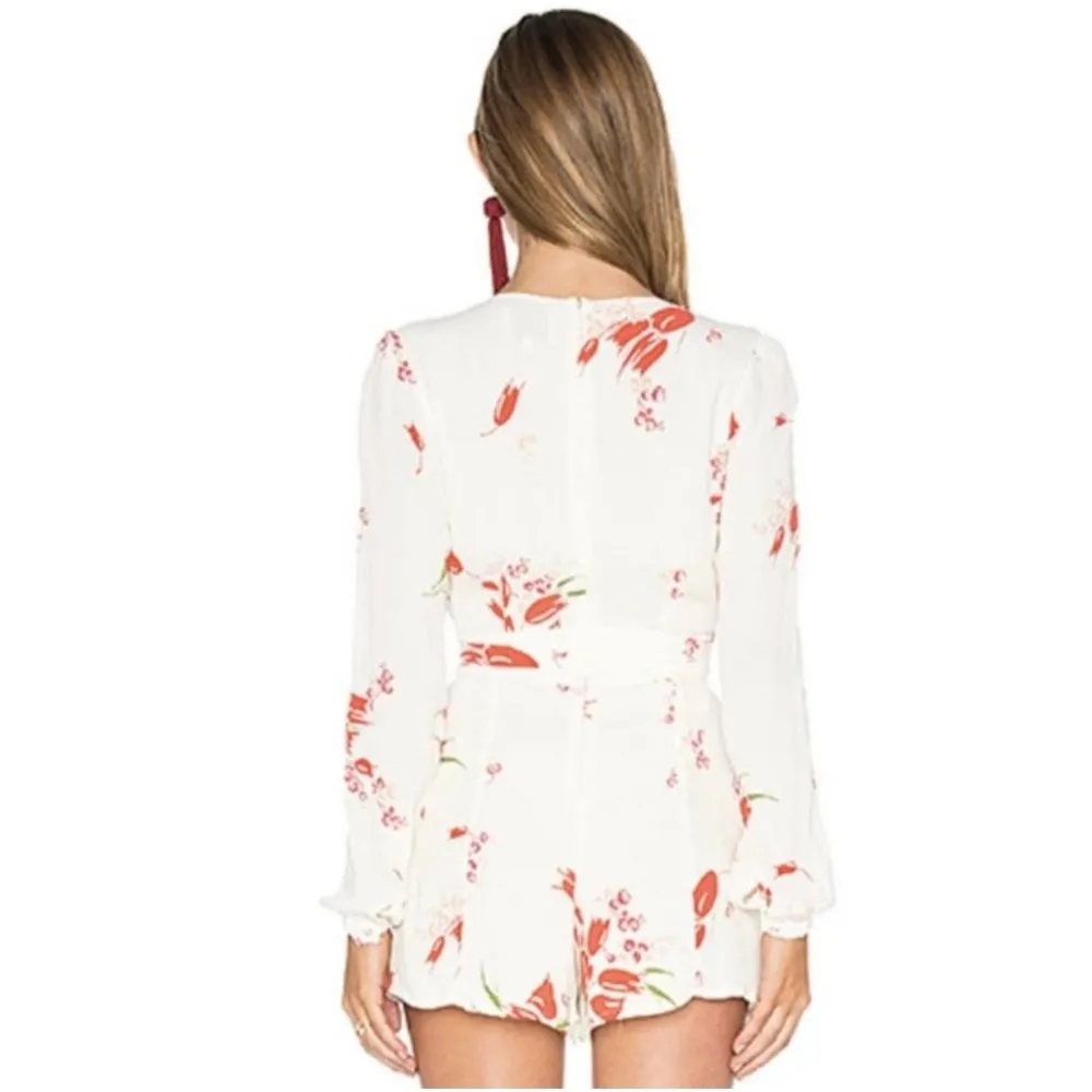 Privacy Please White Floral Print Long Sleeve Deep V-Neck Romper - Small - Image 6
