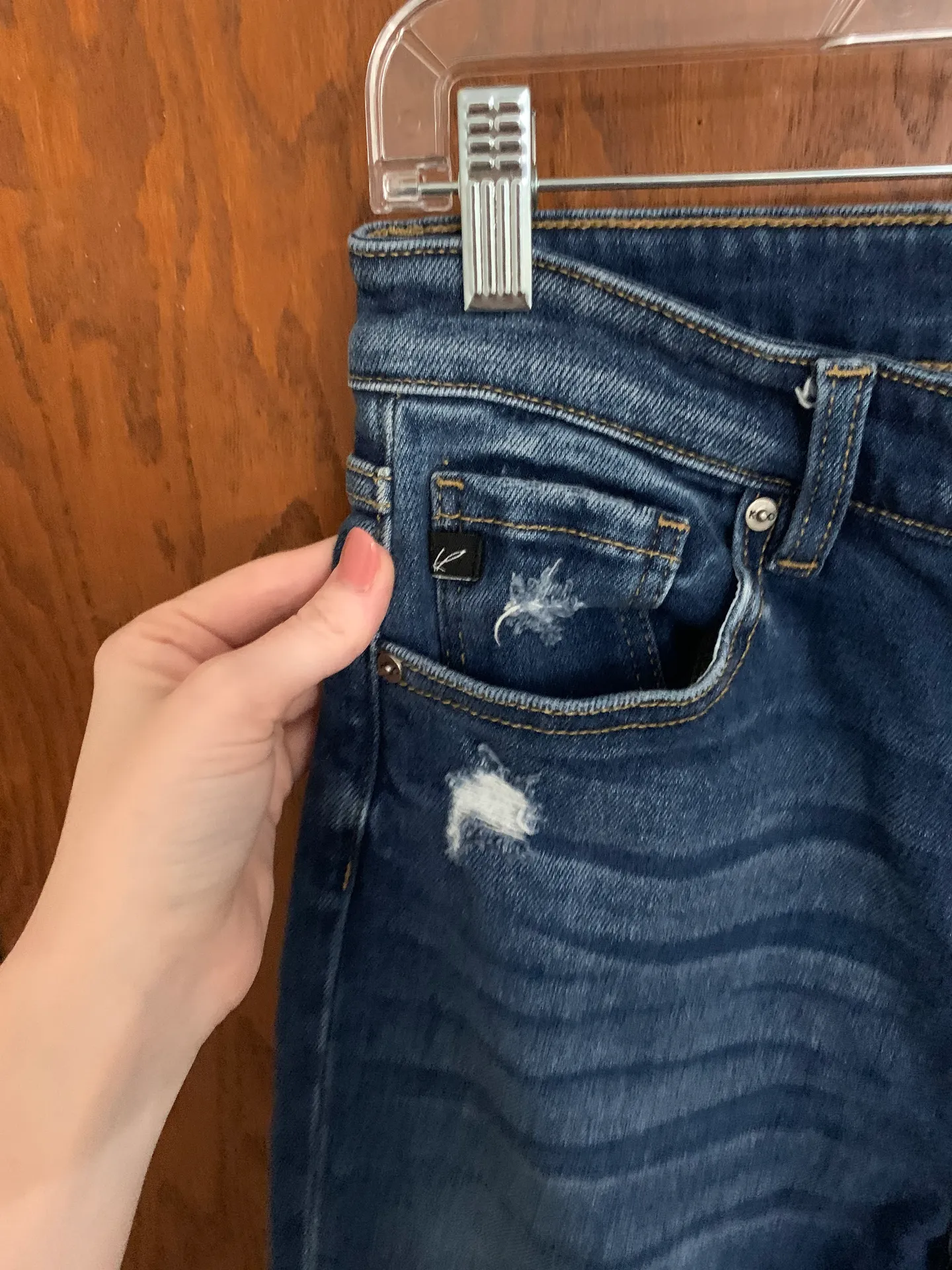 Distressed Jeans - Image 4