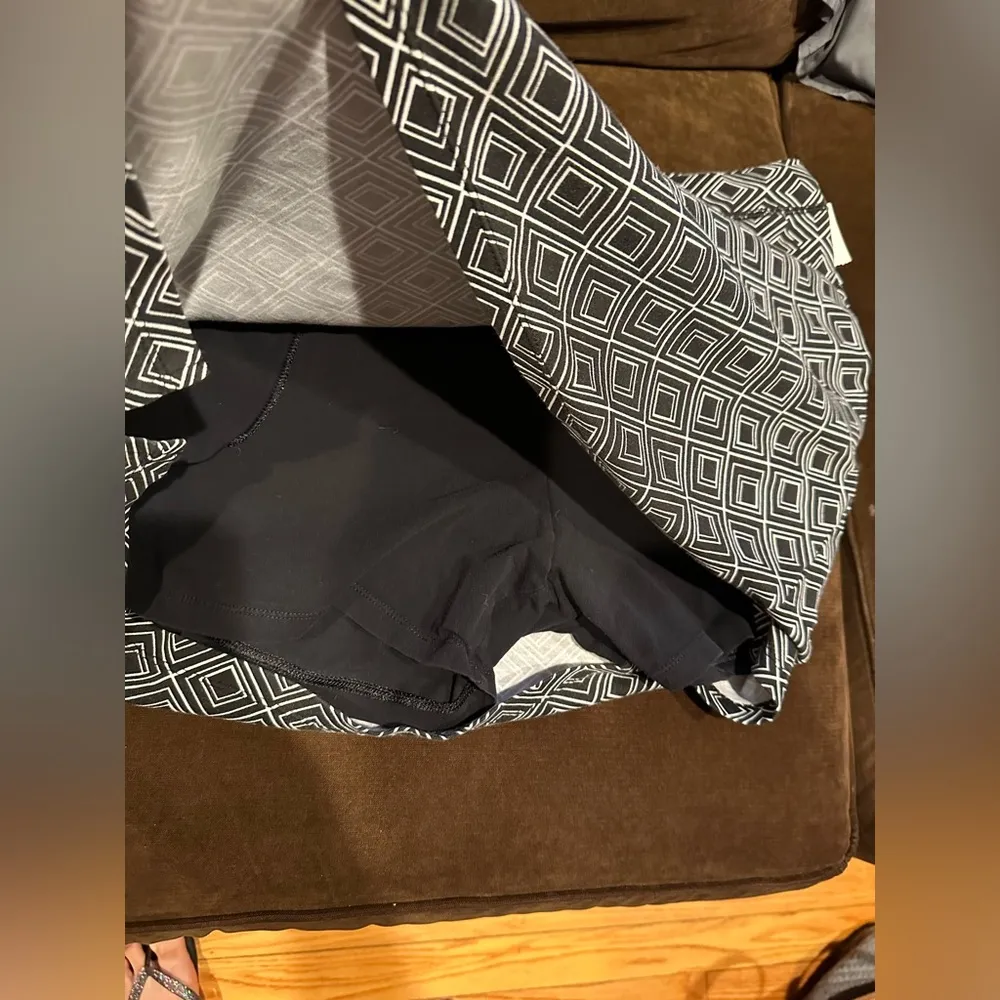 Jones New York Signature Black And White Geometric Min Skort With Pockets SZ XXL - Image 8