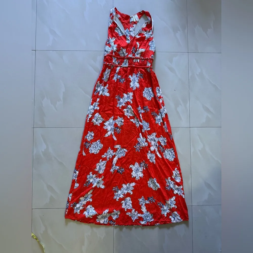 Japna red floral maxi dress  small area at back and bottom elastic wais  long L - Image 16