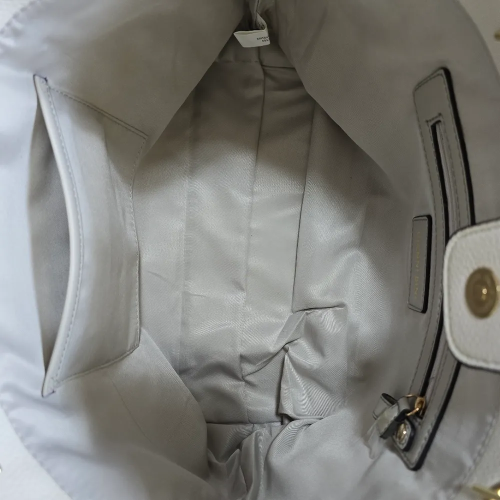 Gianni Bini Tweed Fringe Tote Bag with Gold Chain Straps – Cream Multicolor - Image 7