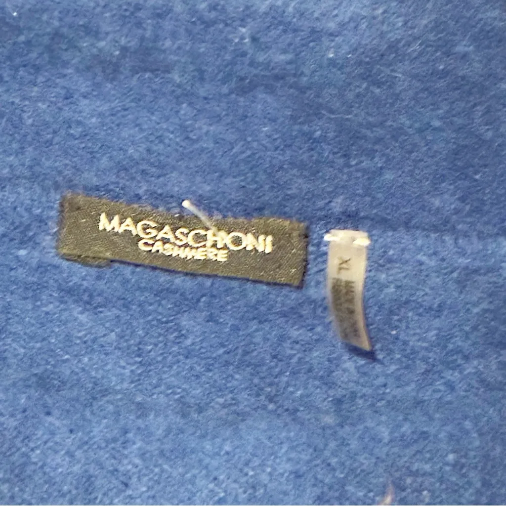 Magaschoni Blue Cashmere Cowl Neck Sweater Size XL - Image 3