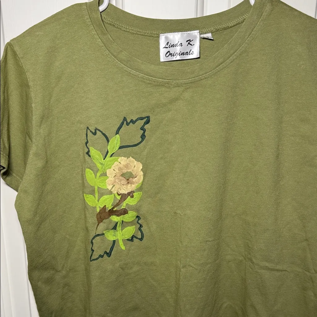 Set of three Floral Painted Tees Green - Image 6