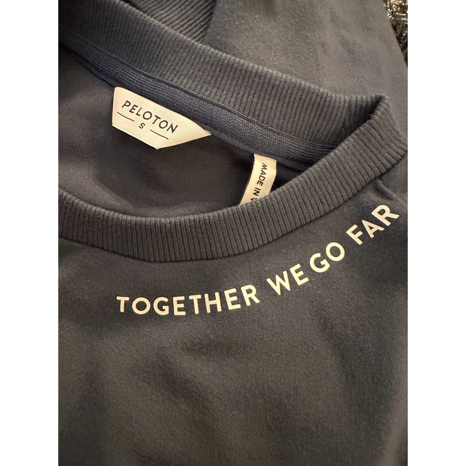 Peloton Blue Crewneck Sweatshirt Size Small - Image 5