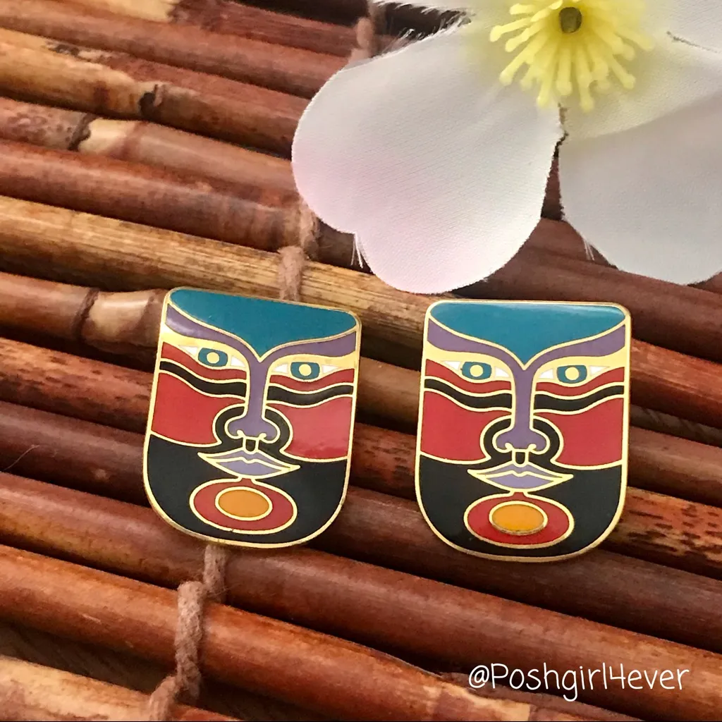 Laurel Burch Machado Post Earrings - Image 2