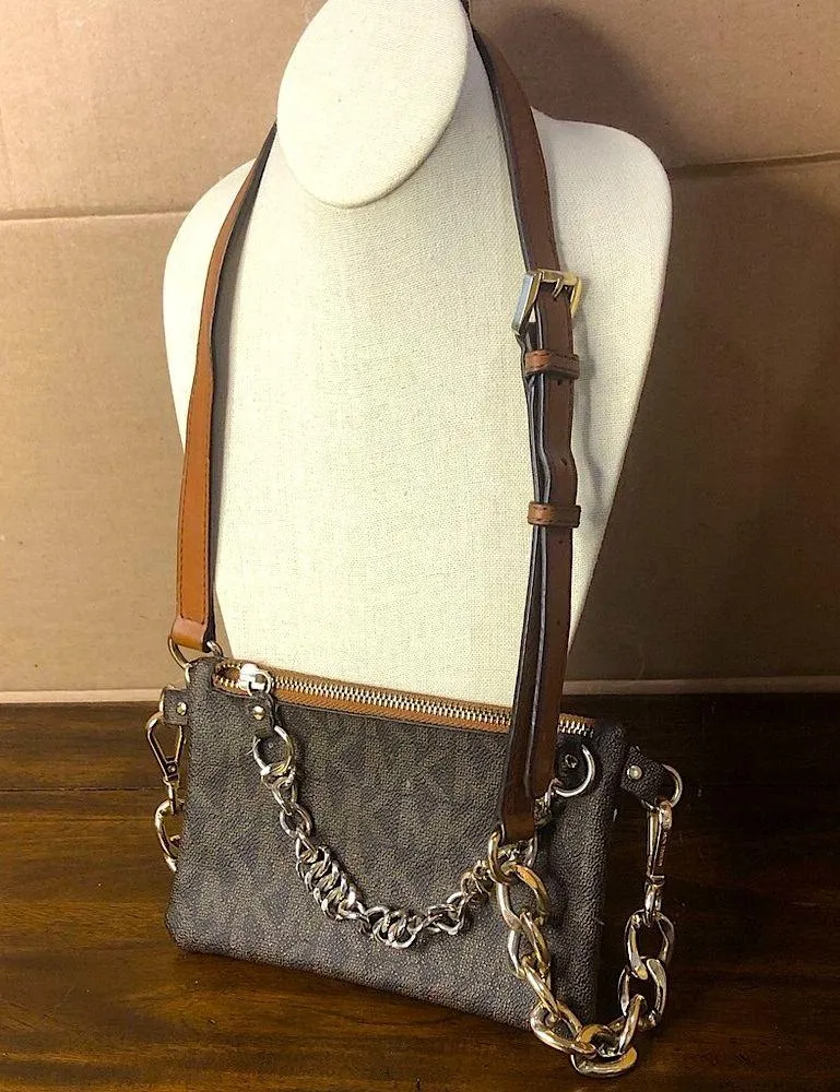 MICHAEL KORS Crossbody Detachable Pouch With Two Tone Metal Hardware Acorn Brown - Image 4