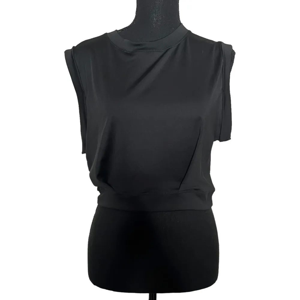 Halara Crop Neck Sleeveless Cropped Yoga Tank Top Medium Women’s Black NWT. - Image 2