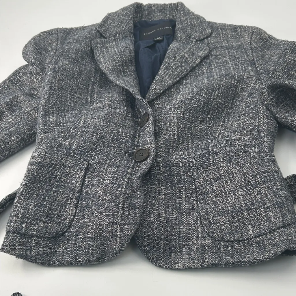 Banana Republic Charcoal Tweed Blazer - Image 16