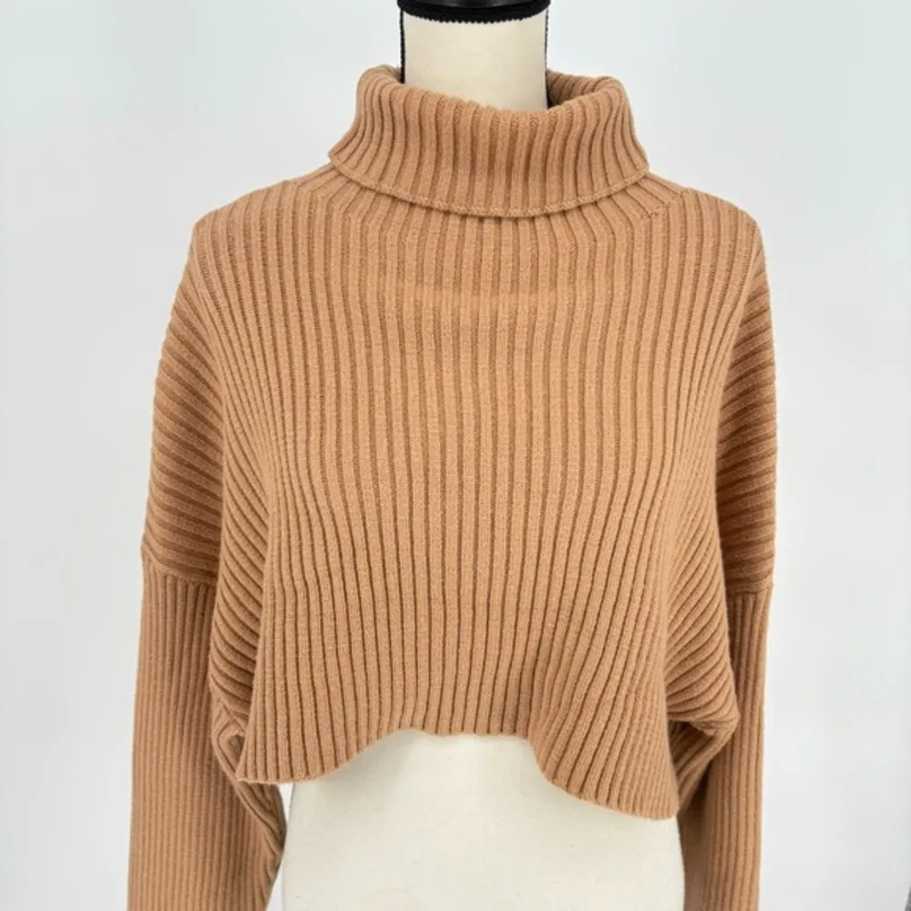 MIMOSA Women’s Sz Small Beige Cropped Turtleneck Sweater Cozy Oversized - Image 3