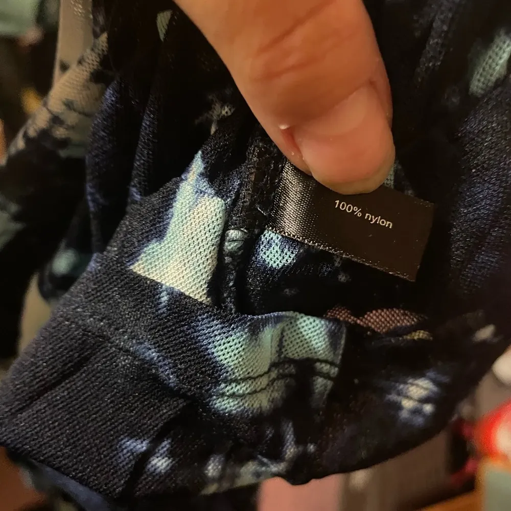 THE LIMITED TIE DYE MESH OVERLAY TOP - Image 3