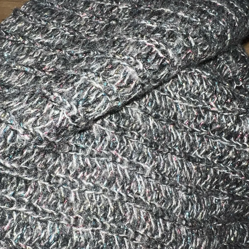 gray infinity scarf - Image 4