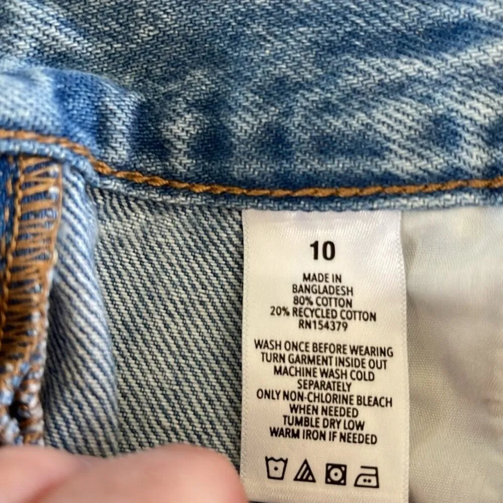 Aeropostle Daisy/Watermelon Vintage Highrise Shorty Cutoffs Size 10 - Image 4