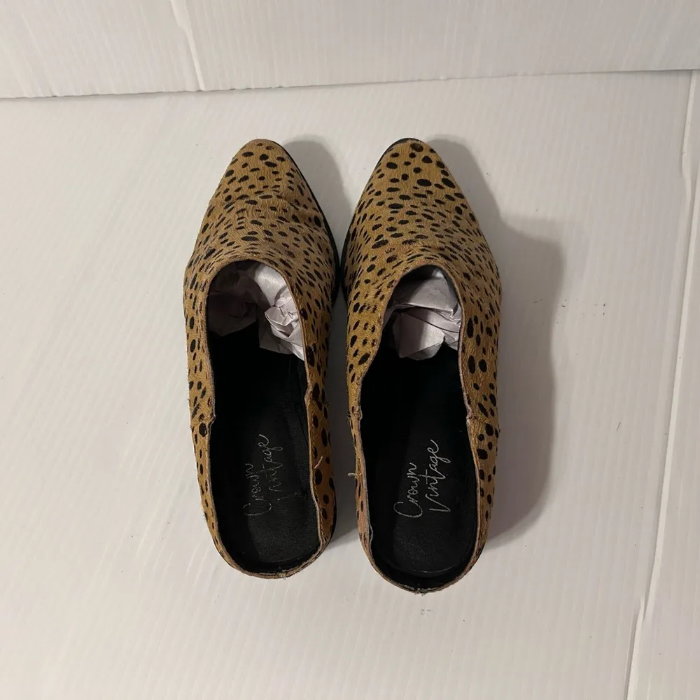 Crown Vintage Cow Hair upper pointy toe slip on mule shoes size 6.5 M Black - Image 4