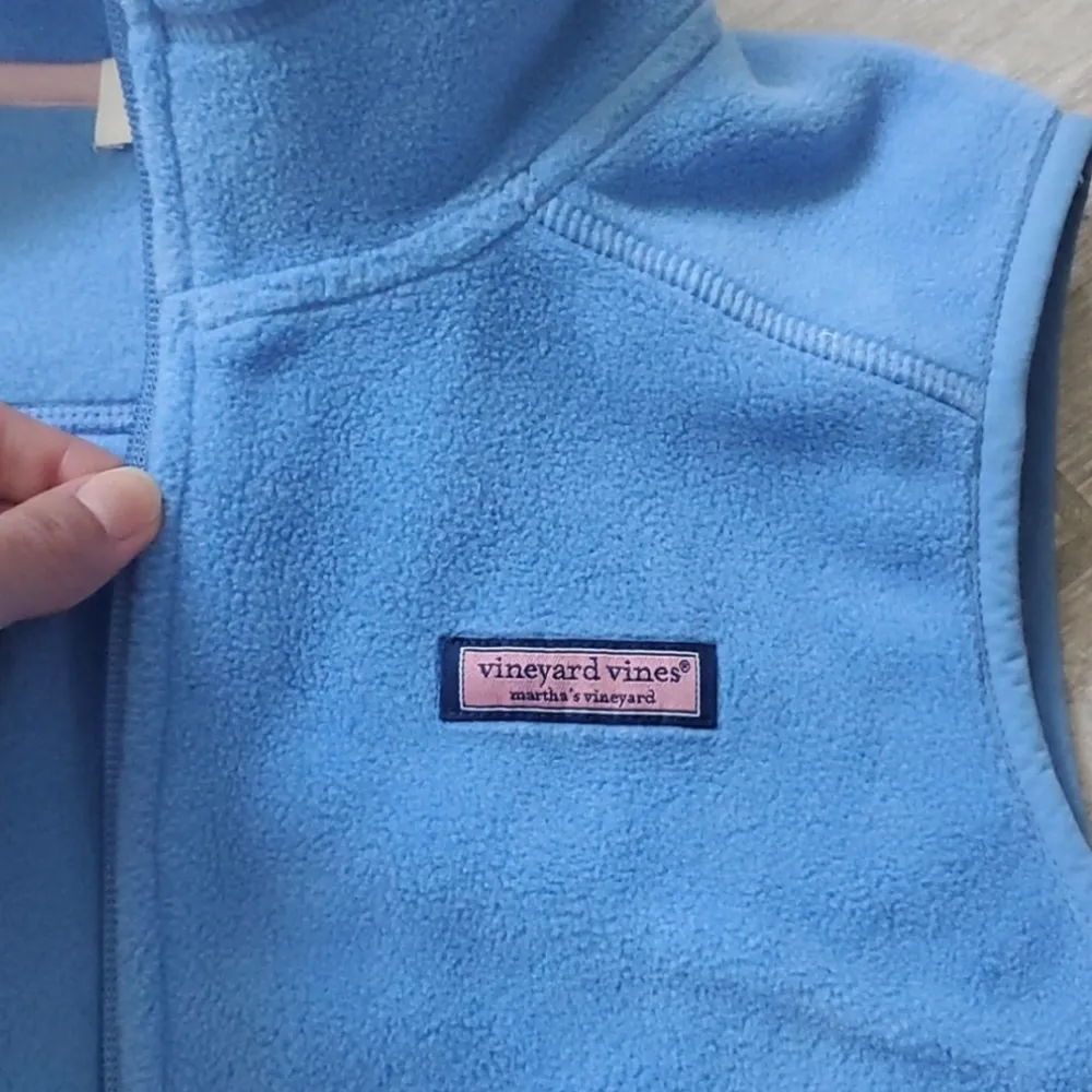 Vineyard Vines Light Blue Fleece Vest - Image 10