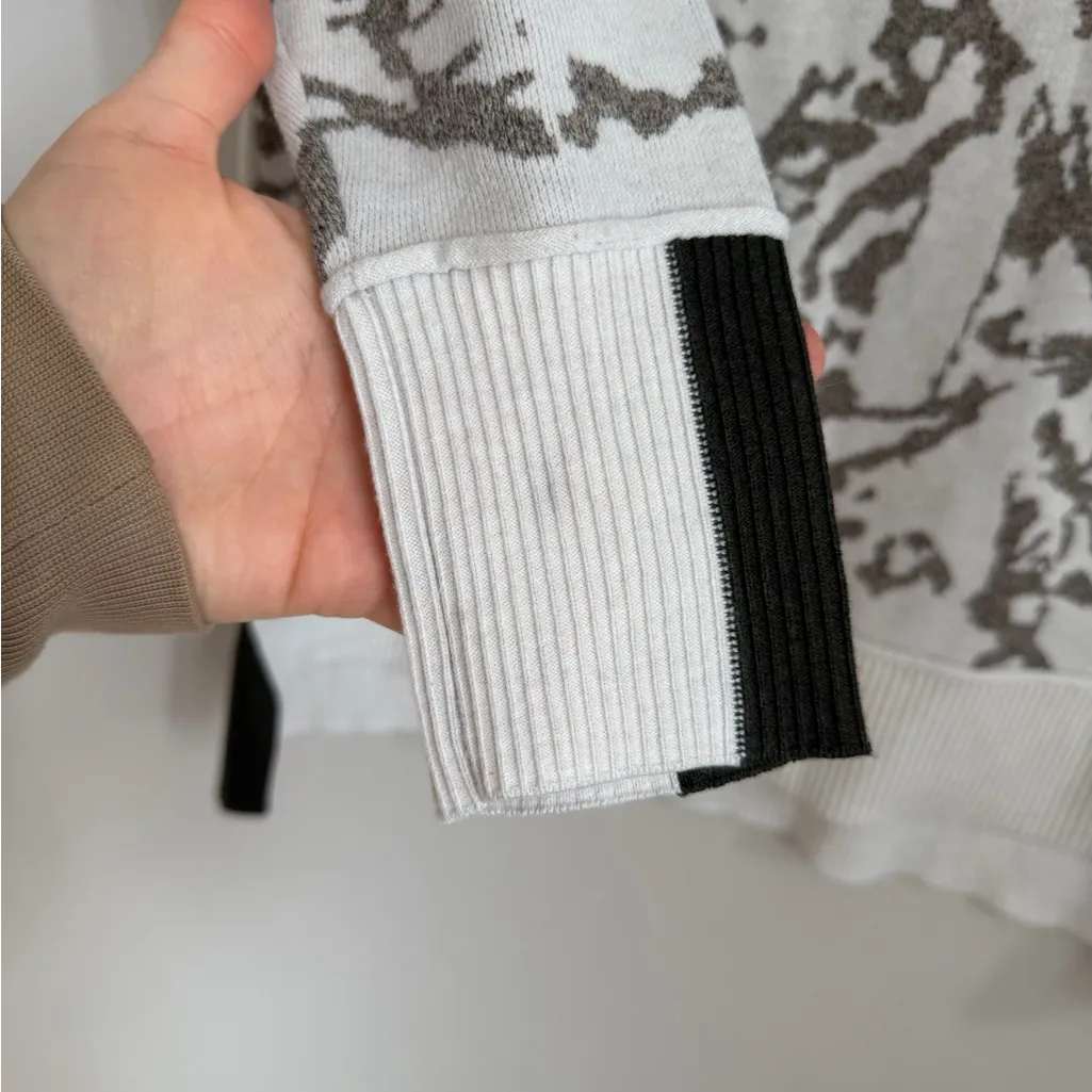 Nic+Zoe Snowbird Jacquard White Gray Abstract Print Sweater Womens SP Business - Image 3