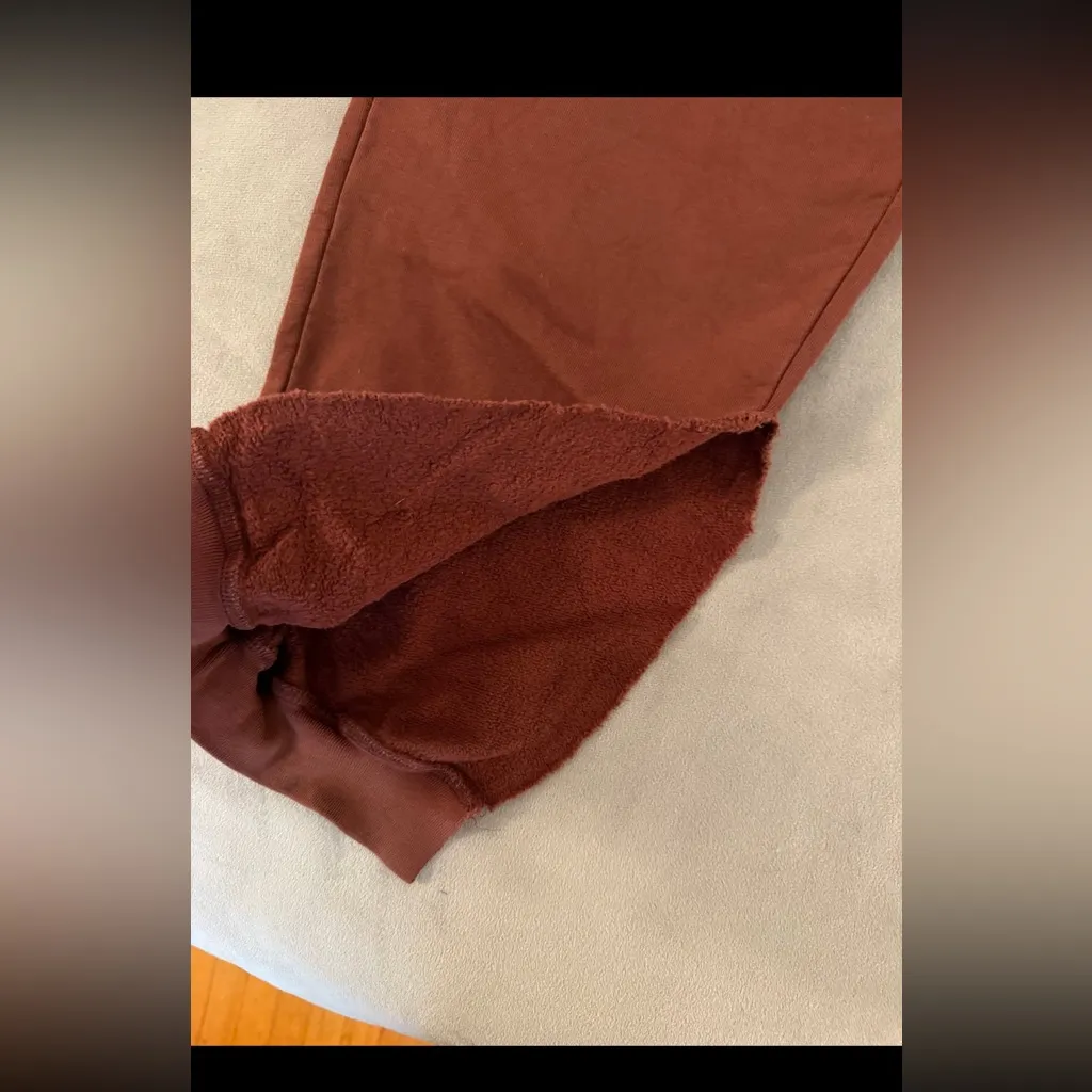 Anine Bing Tyler Sweat Pants in
Burgundy fall casual $200 M distressed designer - Image 8