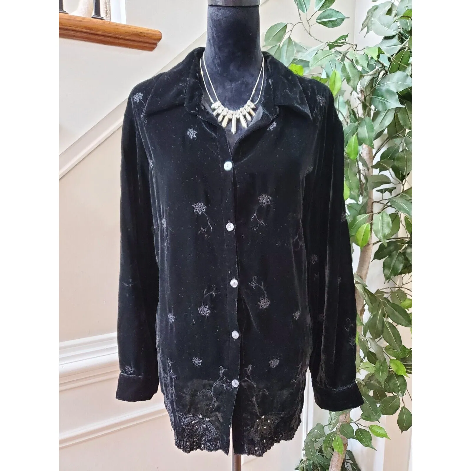Avenue Women's Black Rayon Collared Neck Long Sleeve Casual Button Down Shirt XL - Image 11