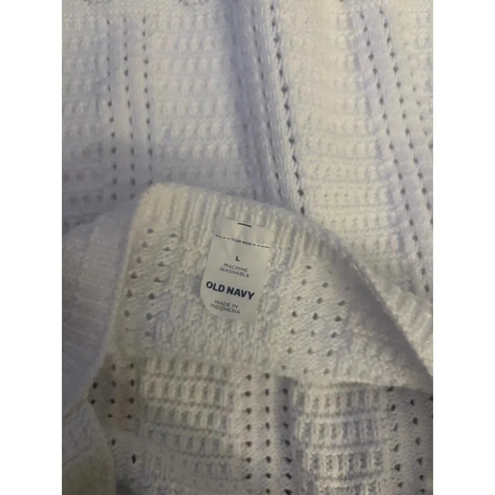 Old Navy Sweater Crop Tank Top Size Large - Image 3