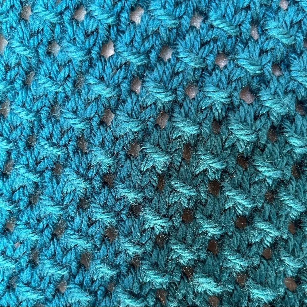 Handmade Womens Handcrafted Chunky Knit Crop Sweater Size M Open Front Turquoise Size M - Image 7