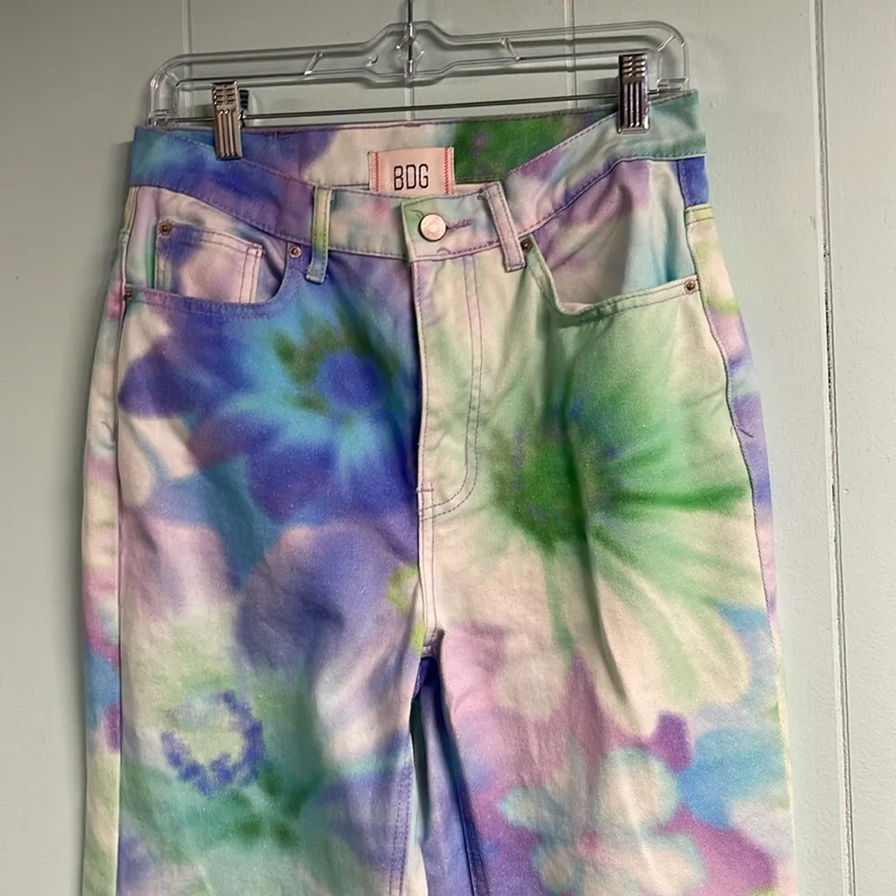 Floral jeans- like new - Image 2