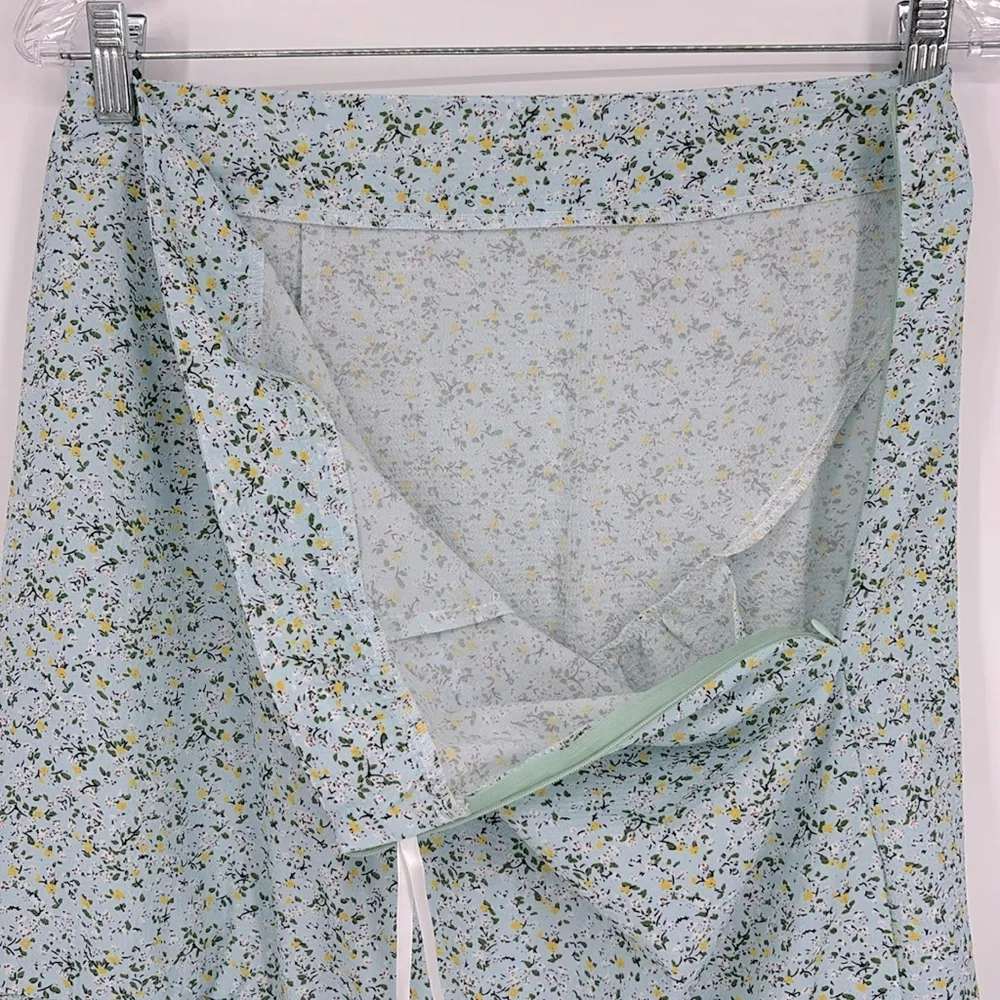 Romwe Floral Crop Top Skirt Two Piece Set Women’s Size Large Blue & Yellow EUC! - Image 9