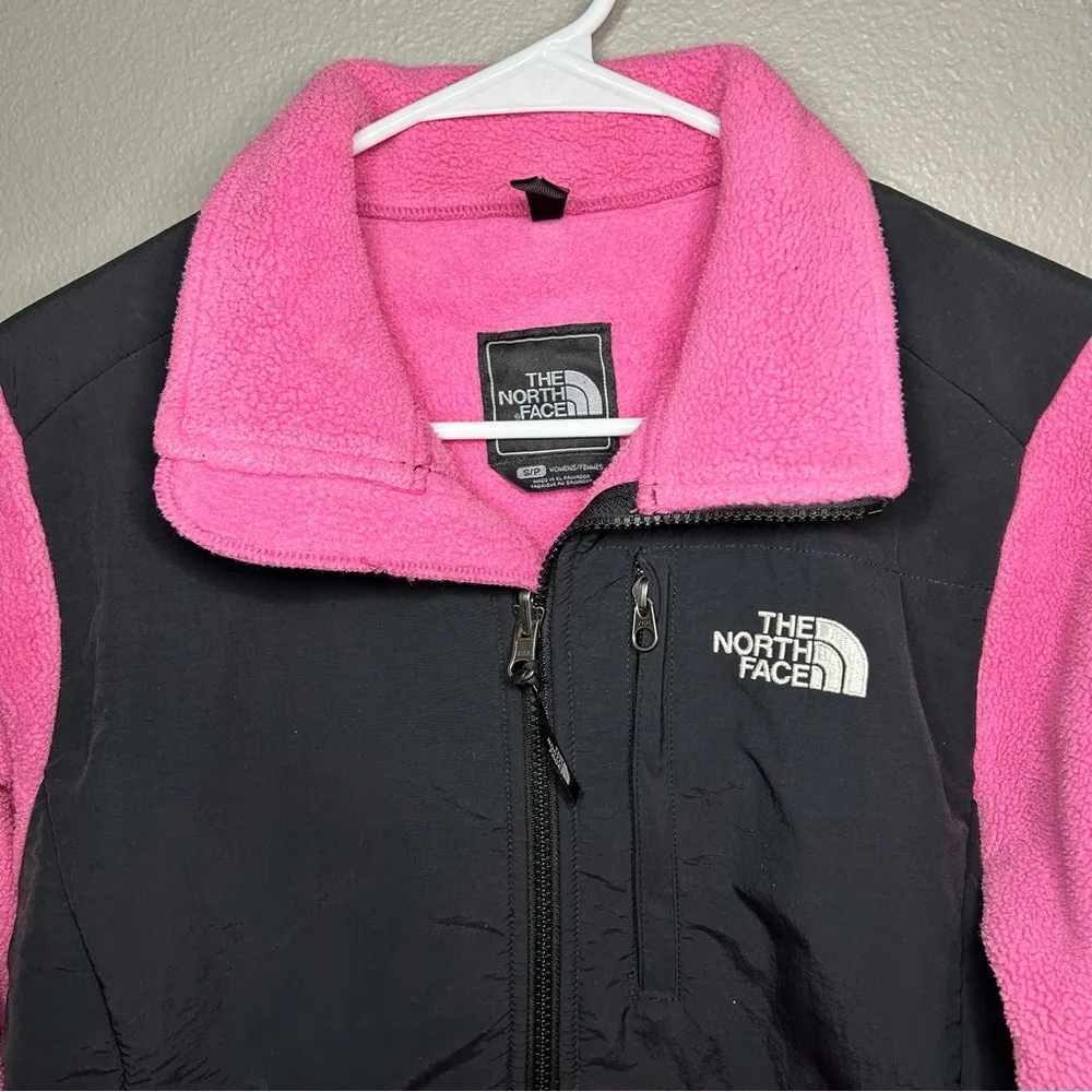The North Face Denali Polartec pink & black fleece full zip sweater size small - Image 2
