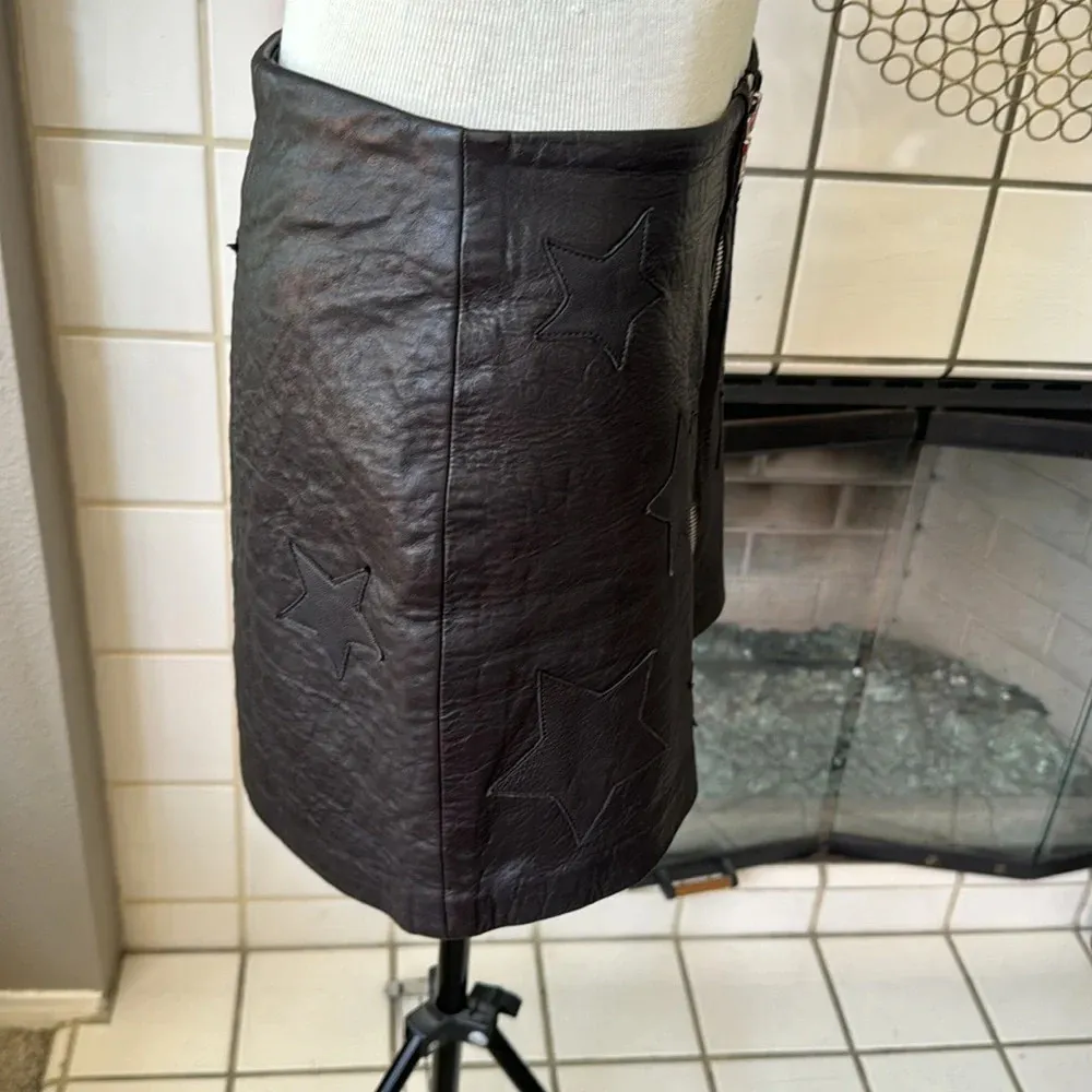 Reformation black genuine butter soft  leather star skirt size 4 EDGY micro - Image 10