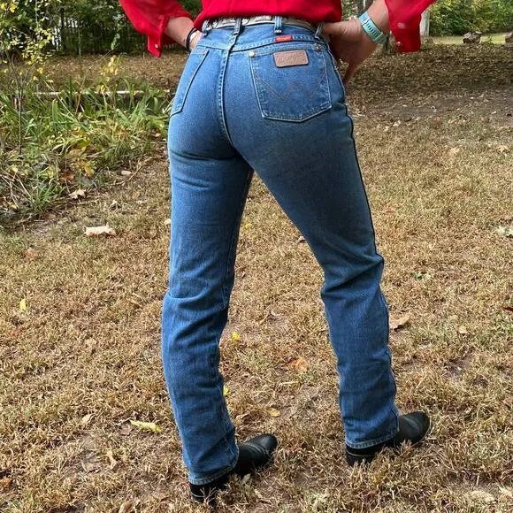 Vintage 90s Wrangler high rise wedgie fit taper leg cowgirl jeans 14MWZ 11x34 - Image 2