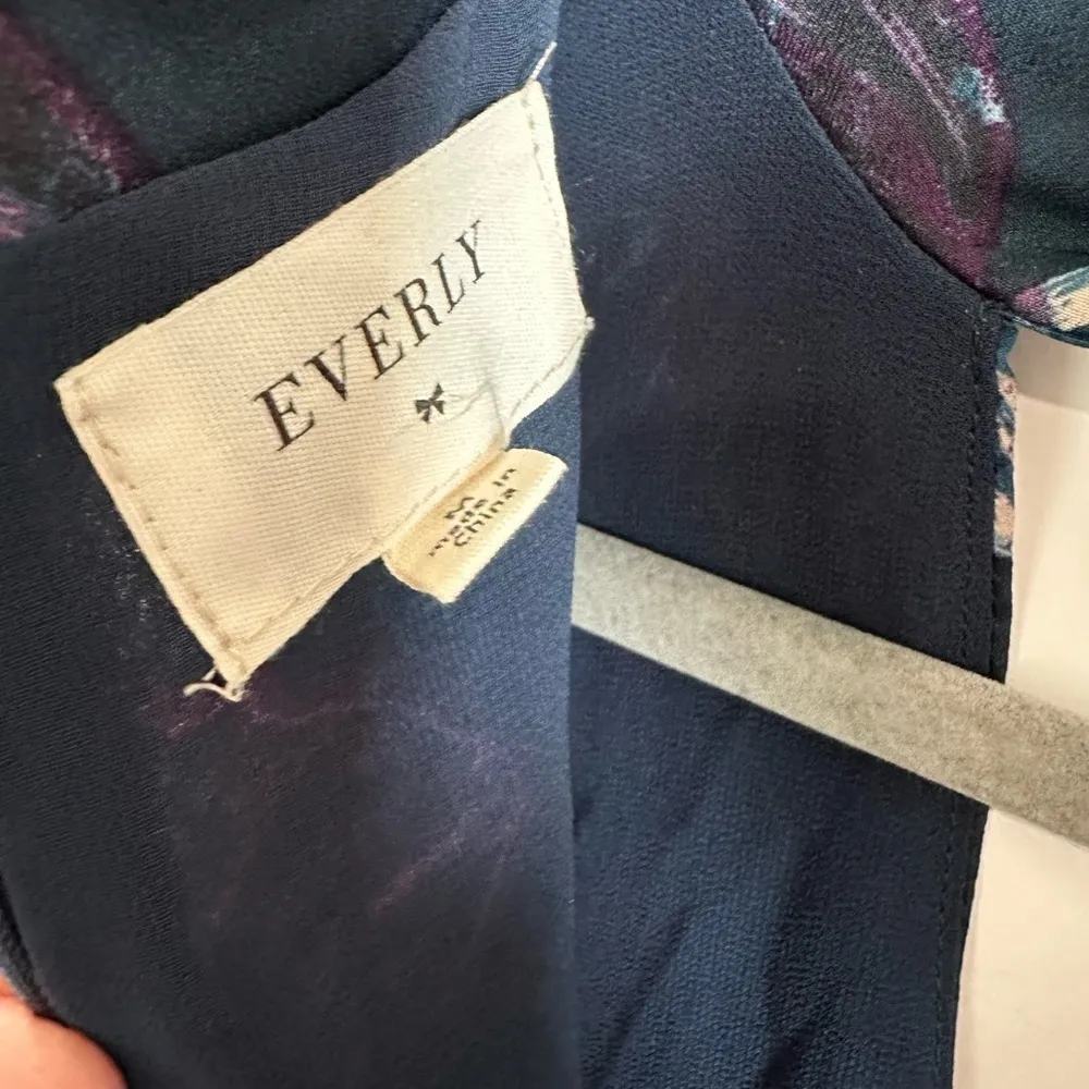 Everly Women's Size M Cold Shoulder Cutout Mini Dress Jewel Tone Floral Print - Image 9