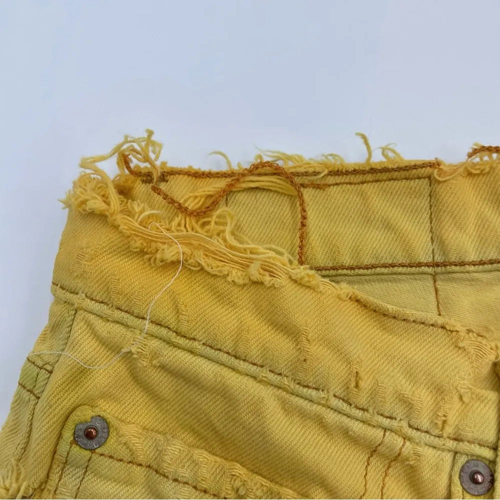 Vintage 90s Levi's Cut-Off Shorts Tie-Dye Distressed Women Beach Bum Hippie Boho - Image 8