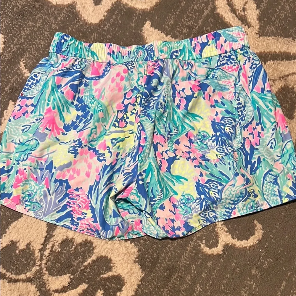 Lilly Pulitzer Pink and Blue Athletic Shorts Vibrant Design has pockets. - Image 4