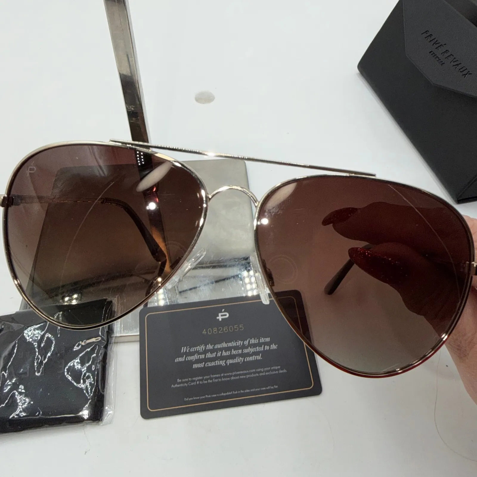 PRIVE REVAUX The Cali Aviator Sunglasses Gold Brown Gradient Lens FULL INCLUSION - Image 7