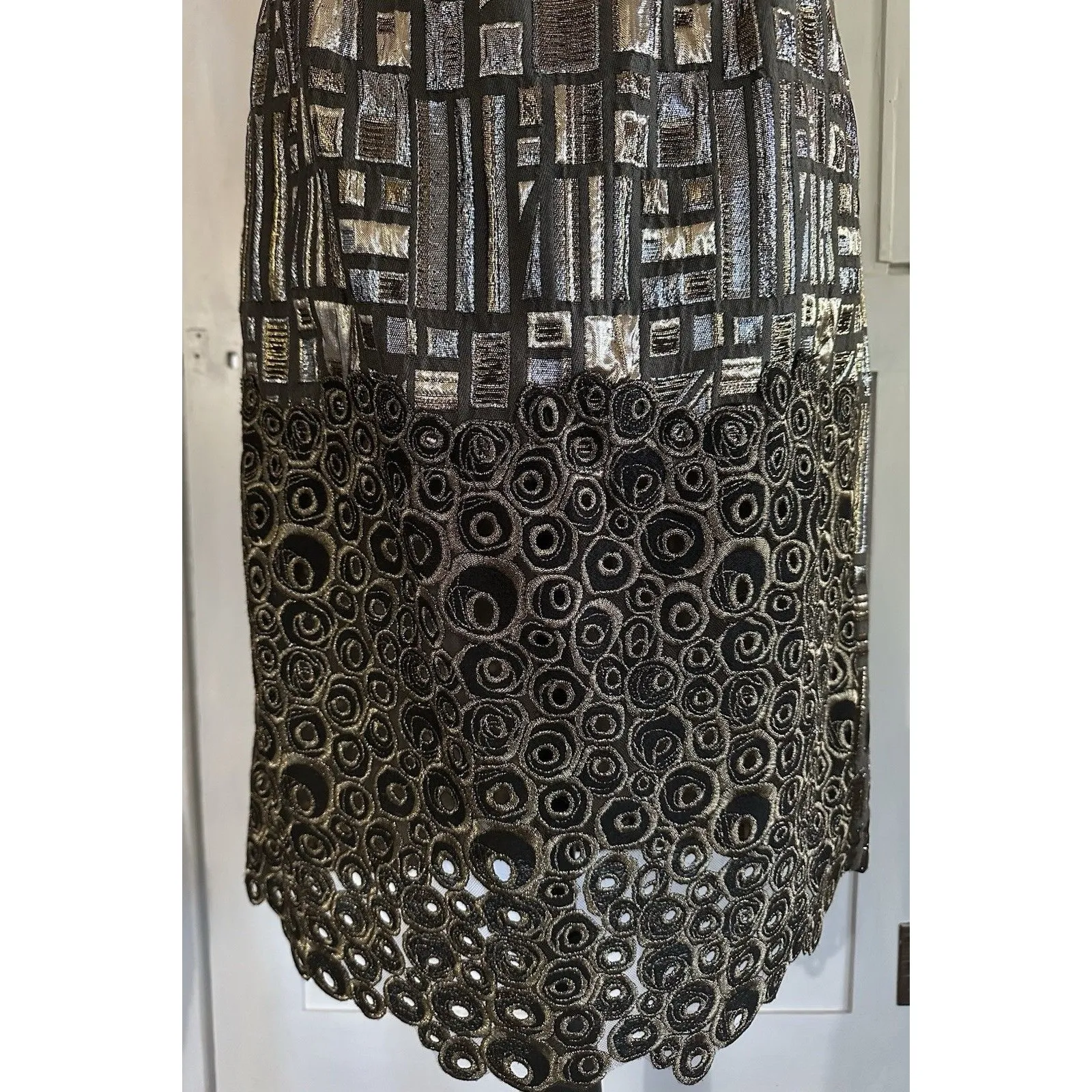 Tia Cibani Vintage Vogue Artistic Pencil Skirt Metallic Geometrical Design Sz 8 Black - Image 2