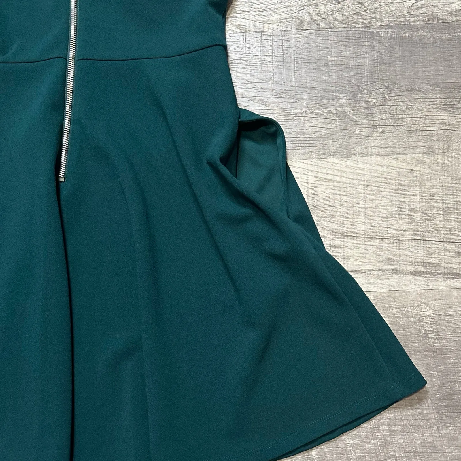 Speechless Juniors Jade Green Fit & Flare Skater Dress Sz S Puff Sleeve Low Back - Image 7
