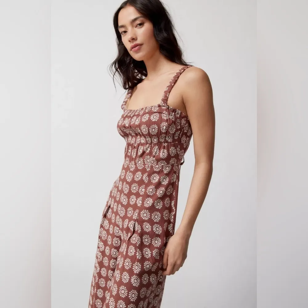 Urban Outfitters Ecote Lovas‎ Linen Strappy-Back Brown Patterned Jumpsuit Large - Image 2