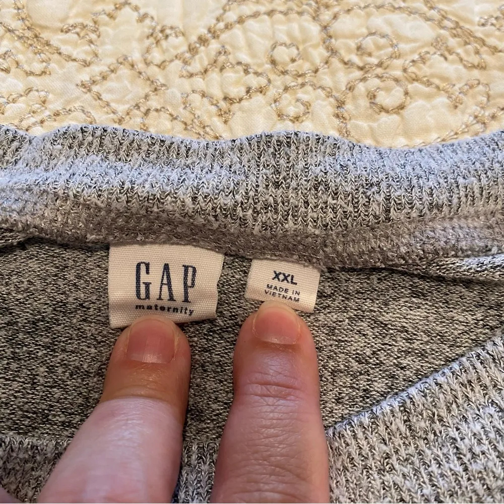 GAP Maternity Heather Gray Nursing Sweater Size XXL - Image 5