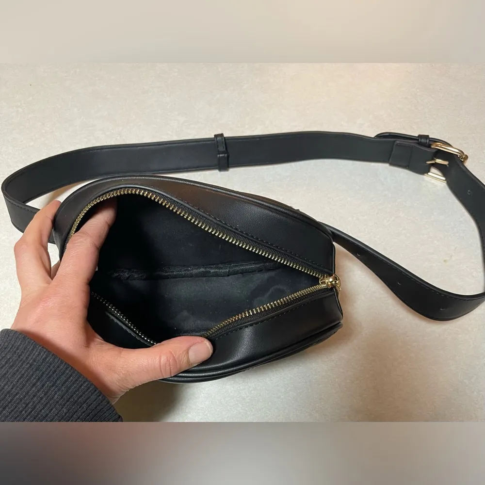 NWOT Black Faux Leather Belt Bag - Image 7