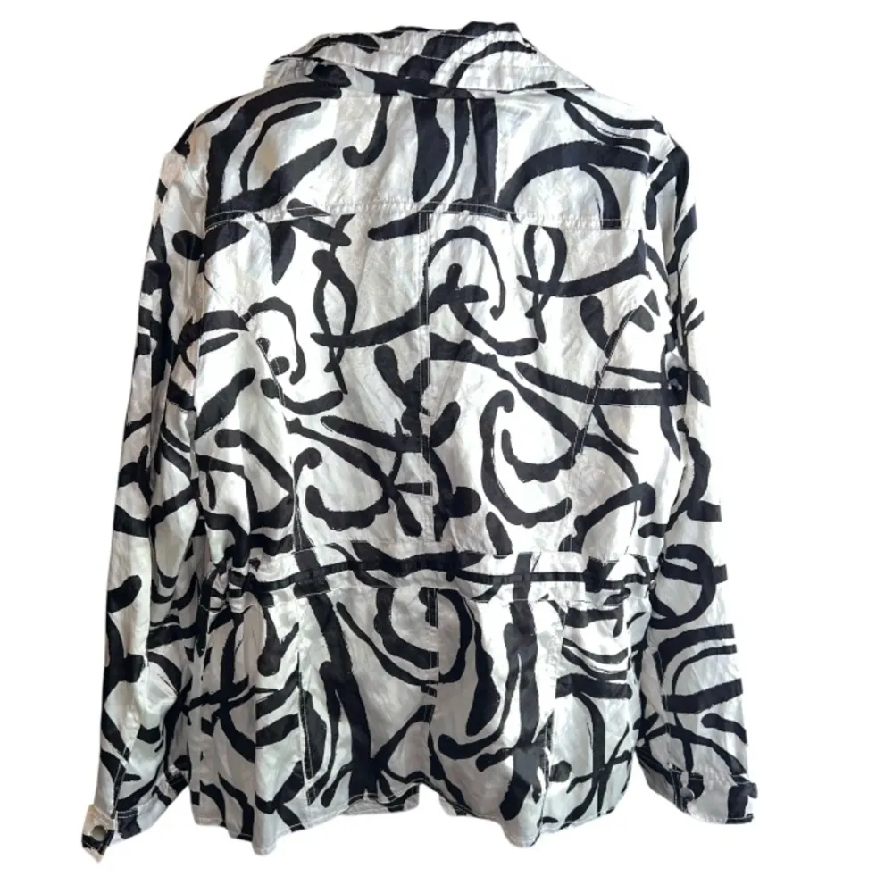Chico's black/white geometric jacket - Image 2