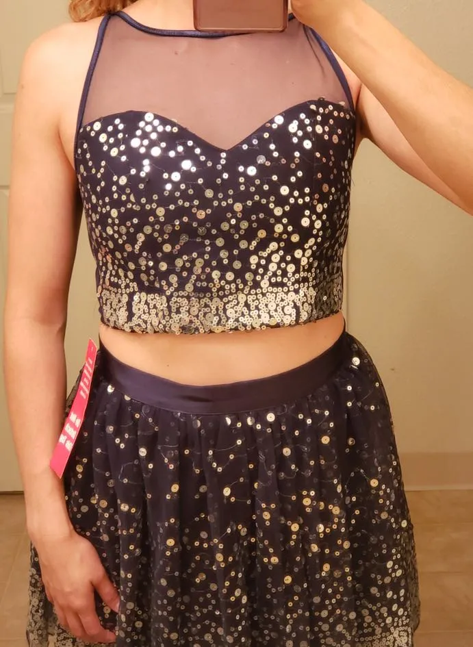 NWT Prom  Sequin Two Piece Dress. - Image 2