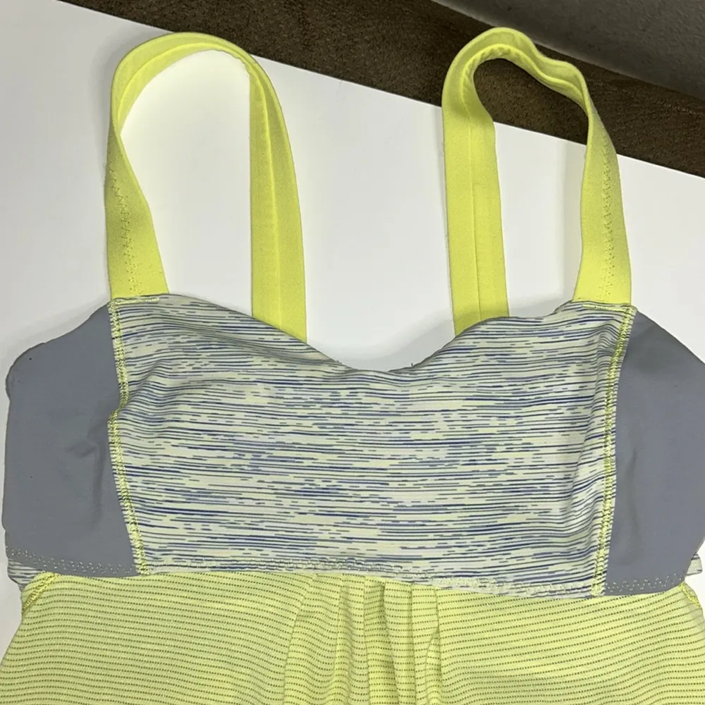 Lululemon  - No Limit Tank. Yellow and Grey. - Image 2