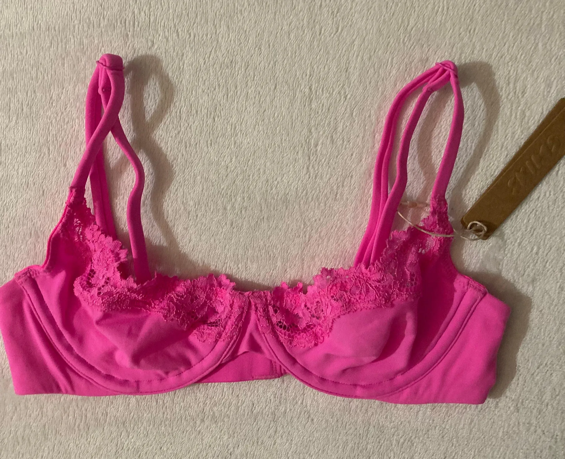 Fits Everybody LACE Bra NWT - Image 2