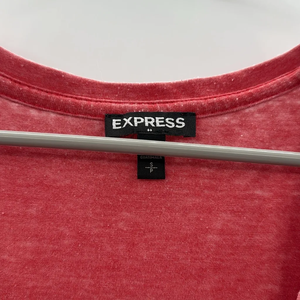 EXPRESS  Women's Short Sleeve‎ Red Tee - Image 2
