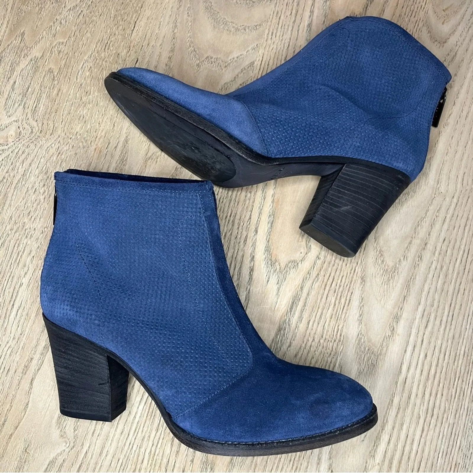 Aquatalia Italy Faris Perforated Blue Suede Heeled Ankle Booties Women's Size 8 - Image 7
