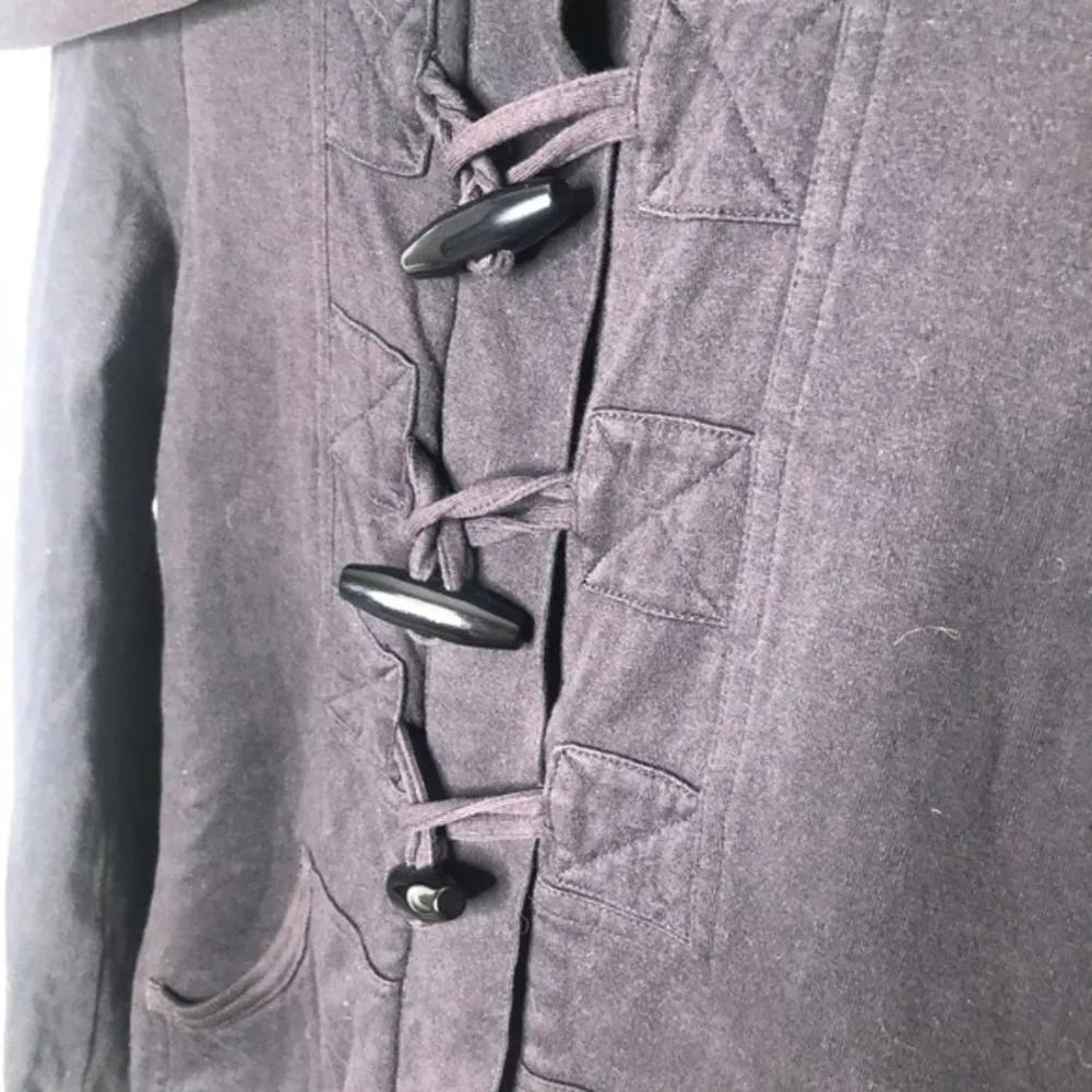 Marc Jacobs black toggle front coat faux shearling toggle button front coat - Image 3