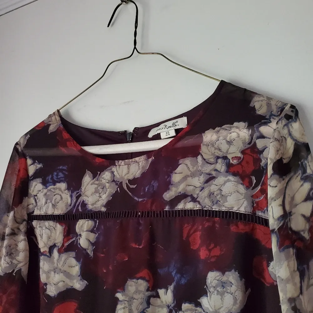 Simply Noelle Longsleeve Red Floral Print Dress - Image 4